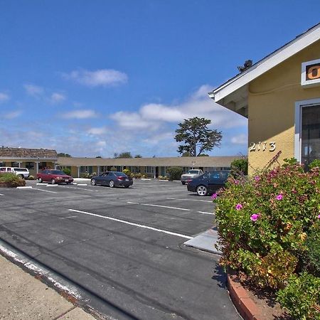 מונטריי Casa Verde Inn מראה חיצוני תמונה